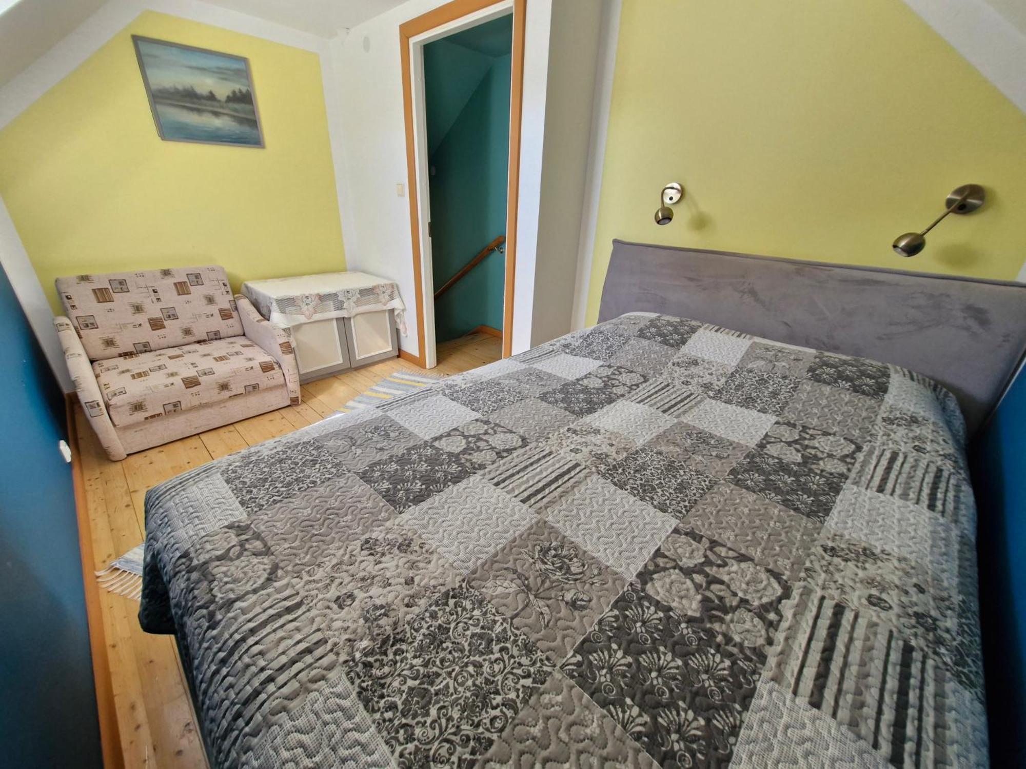 Piibelehe Guest Accommodation 쿠레사아레 외부 사진