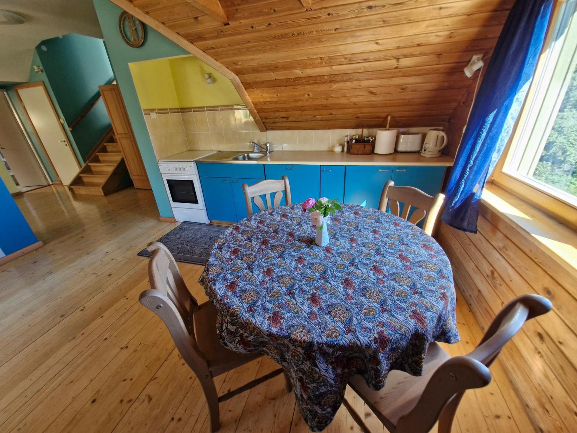 Piibelehe Guest Accommodation 쿠레사아레 외부 사진