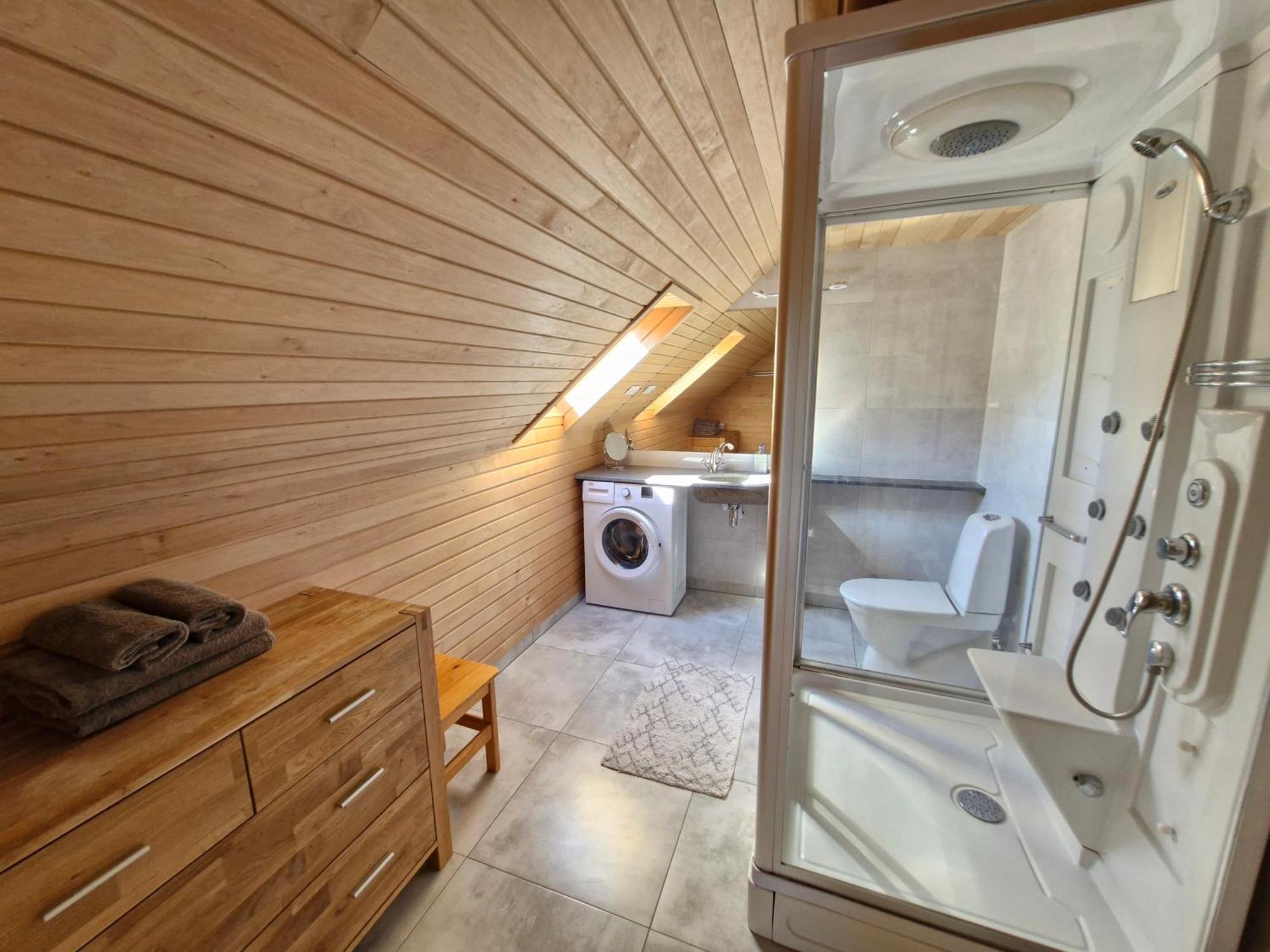 Piibelehe Guest Accommodation 쿠레사아레 외부 사진