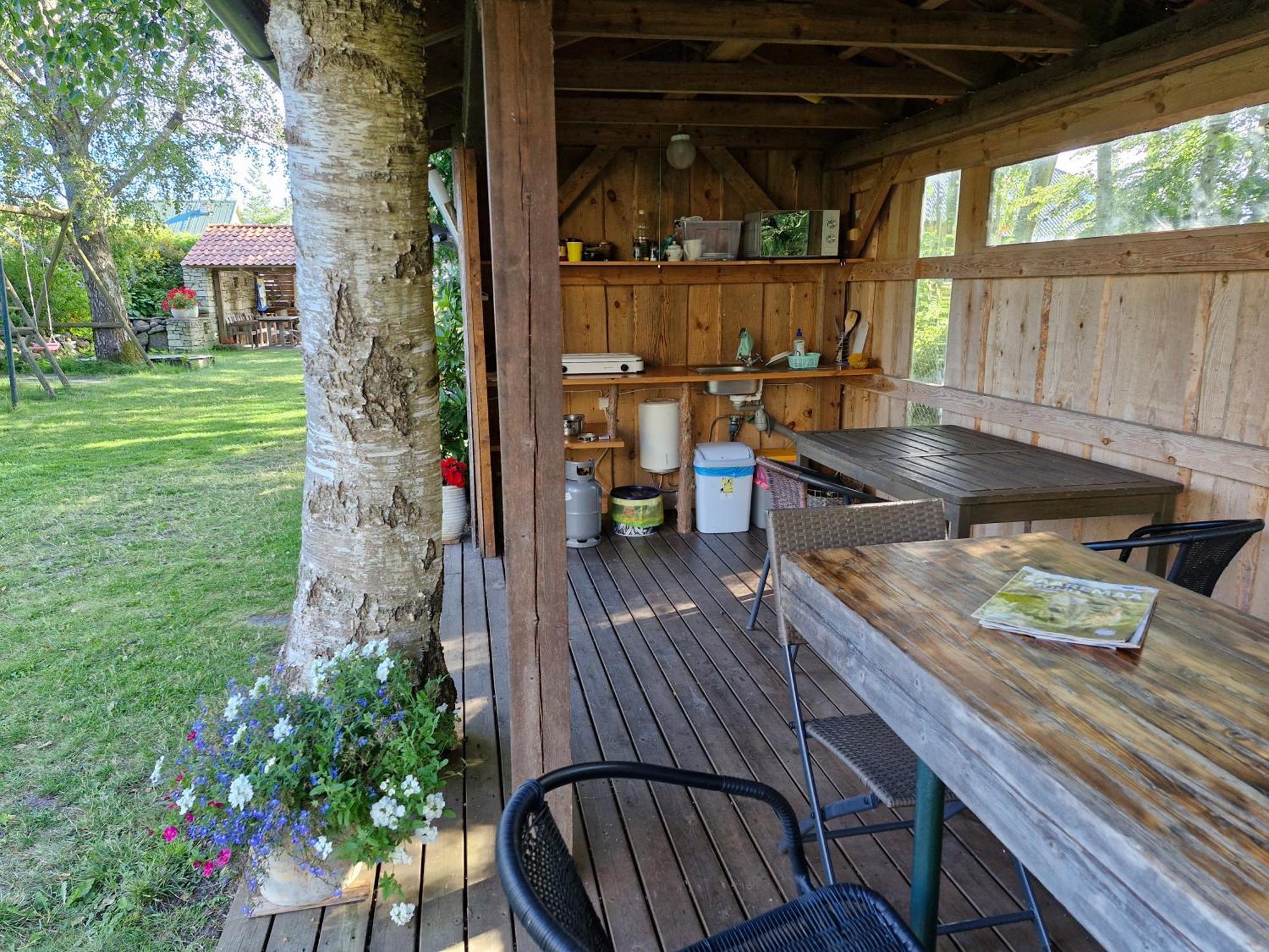 Piibelehe Guest Accommodation 쿠레사아레 외부 사진