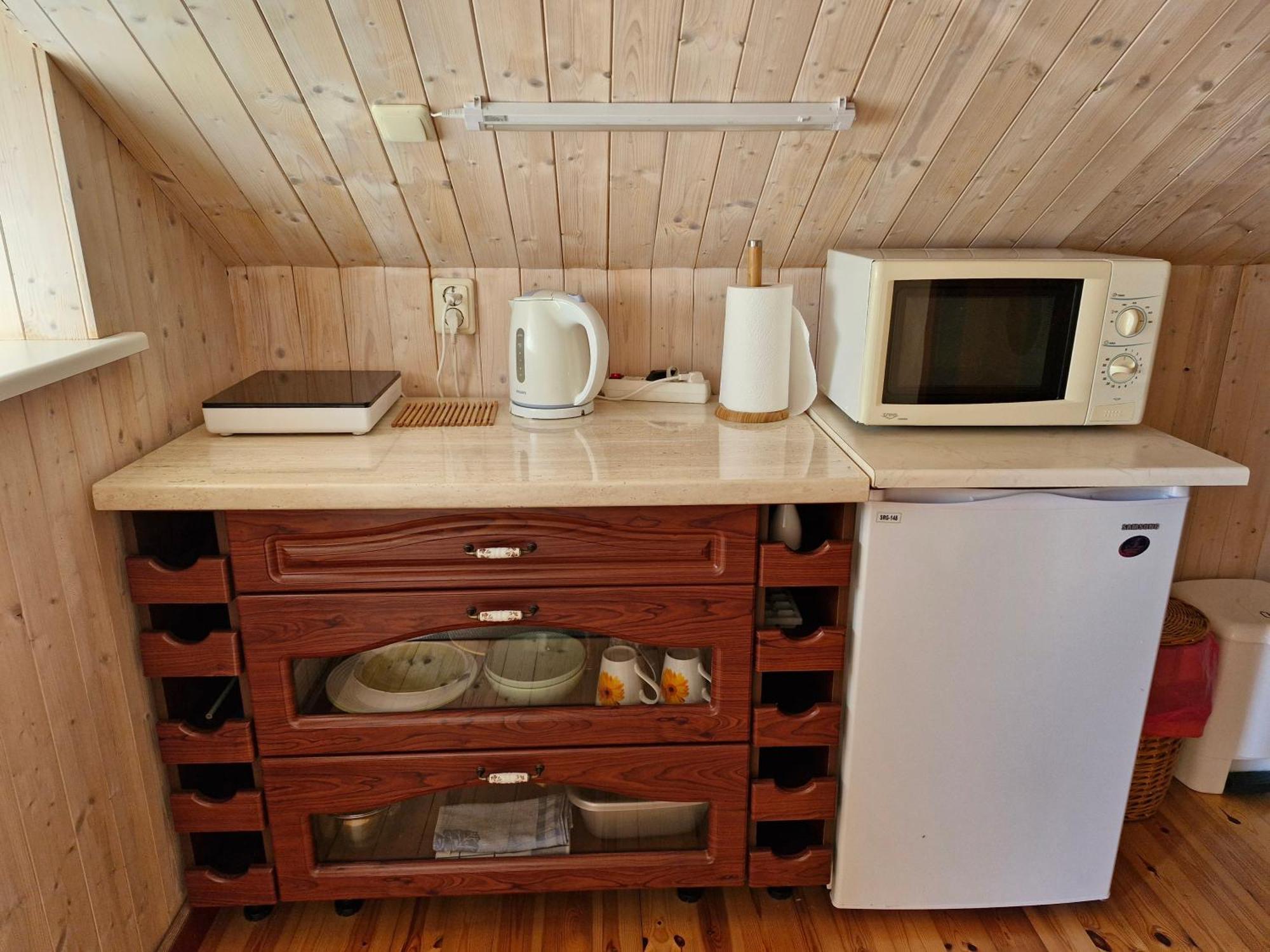 Piibelehe Guest Accommodation 쿠레사아레 외부 사진