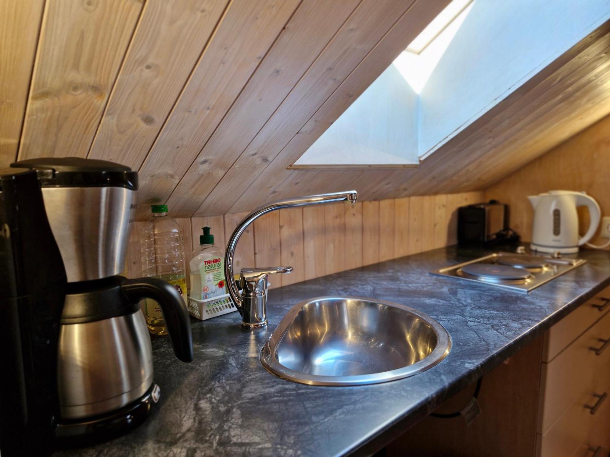 Piibelehe Guest Accommodation 쿠레사아레 외부 사진