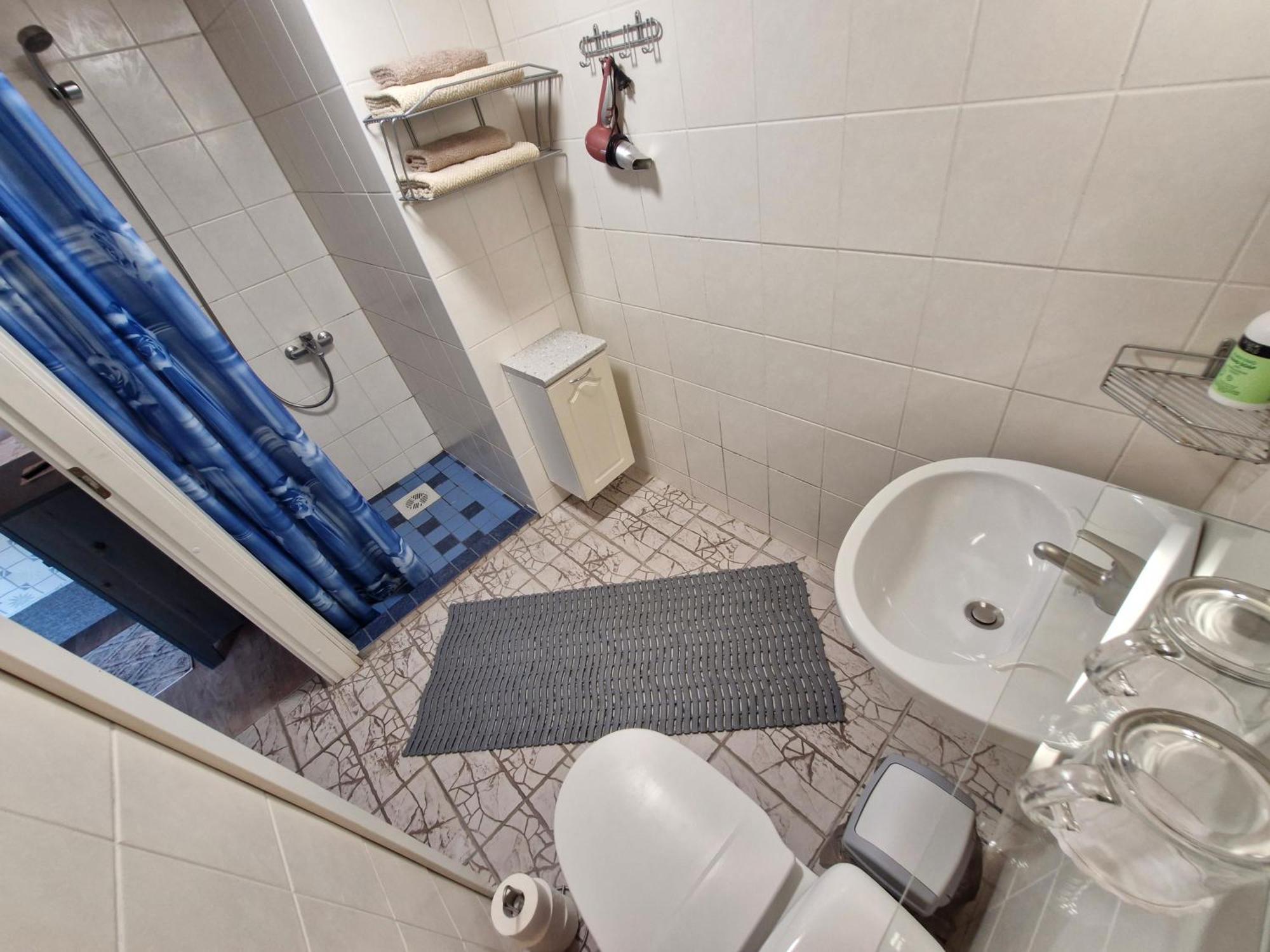 Piibelehe Guest Accommodation 쿠레사아레 외부 사진