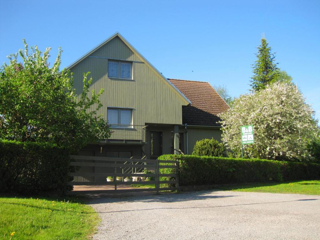 Piibelehe Guest Accommodation 쿠레사아레 외부 사진